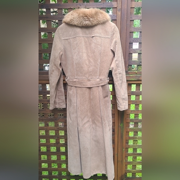 Penny Lane Suede Jacket - Picture 8 of 11